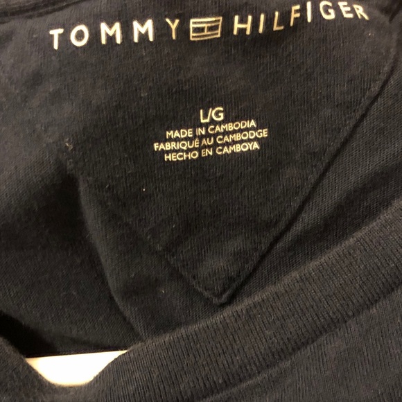Vintage Tommy Hilfiger tee - Picture 3 of 3
